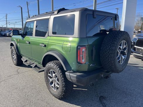 Used 2023 Ford Bronco Badlands image 6
