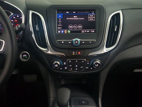 Used 2024 Chevrolet Equinox LT w/ LPO, Floor Liner Package FWD image 21