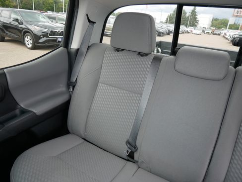 Used 2022 Toyota Tacoma SR image 12