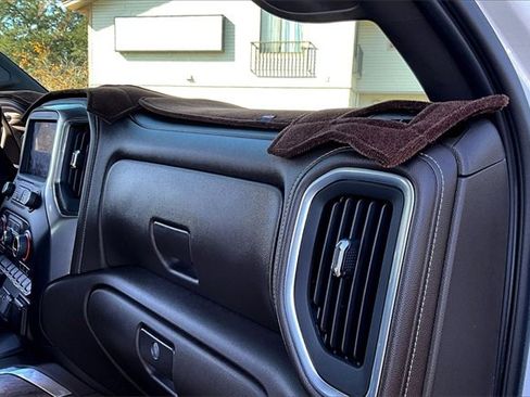 Used 2022 Chevrolet Silverado 1500 LTZ w/ LTZ Convenience Package II image 23