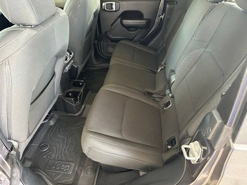 Used 2020 Jeep Gladiator Sport AWD/4WD image 28