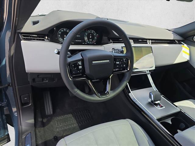 New 2026 Land Rover Range Rover Evoque S AWD/4WD image 17