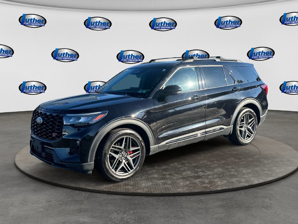 Used 2025 Ford Explorer ST AWD/4WD image 1