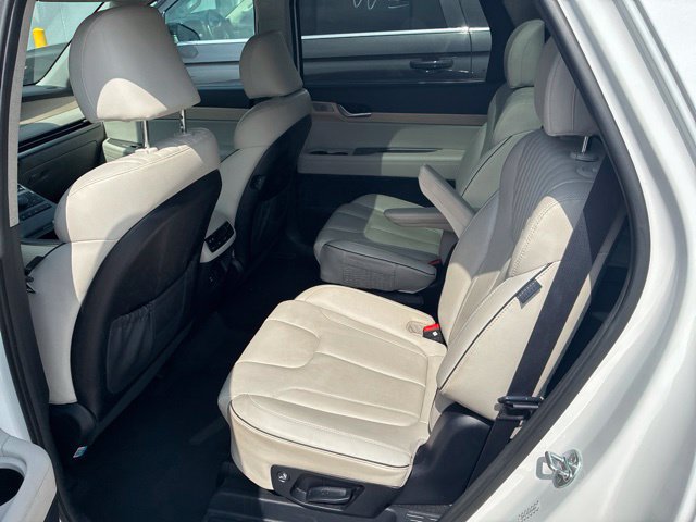Used 2024 Hyundai Palisade Limited FWD image 43