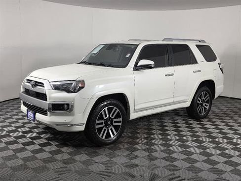 Used 2020 Toyota 4Runner Limited AWD/4WD image 9