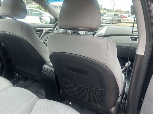 Used 2013 Hyundai Elantra GLS w/ Preferred Pkg image 21
