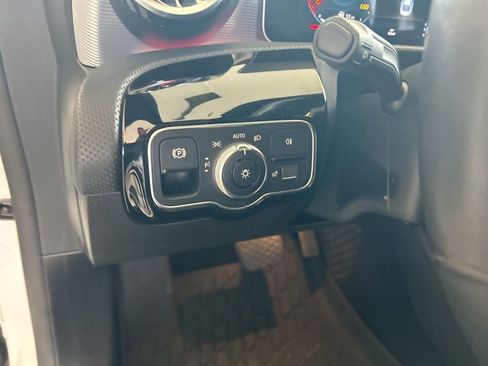 Used 2020 Mercedes-Benz CLA 250 CLA 250 image 39