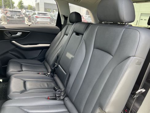 Used 2023 Audi Q7 3.0T Prestige w/ Prestige Package AWD/4WD image 33