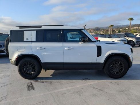 Used 2023 Land Rover Defender 110 S AWD/4WD image 4