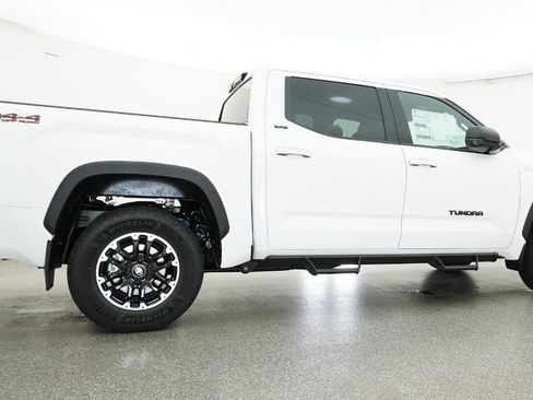 New 2026 Toyota Tundra SR5 w/ TRD Off-Road Package AWD/4WD image 19
