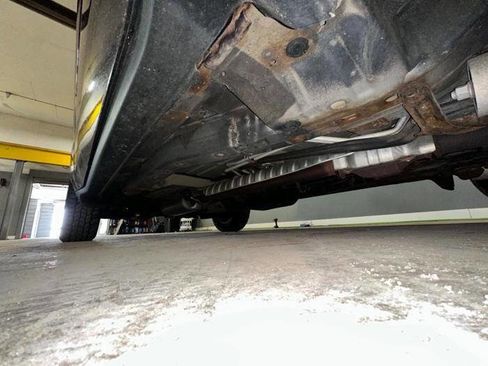 Used 2010 Honda Pilot Touring image 18