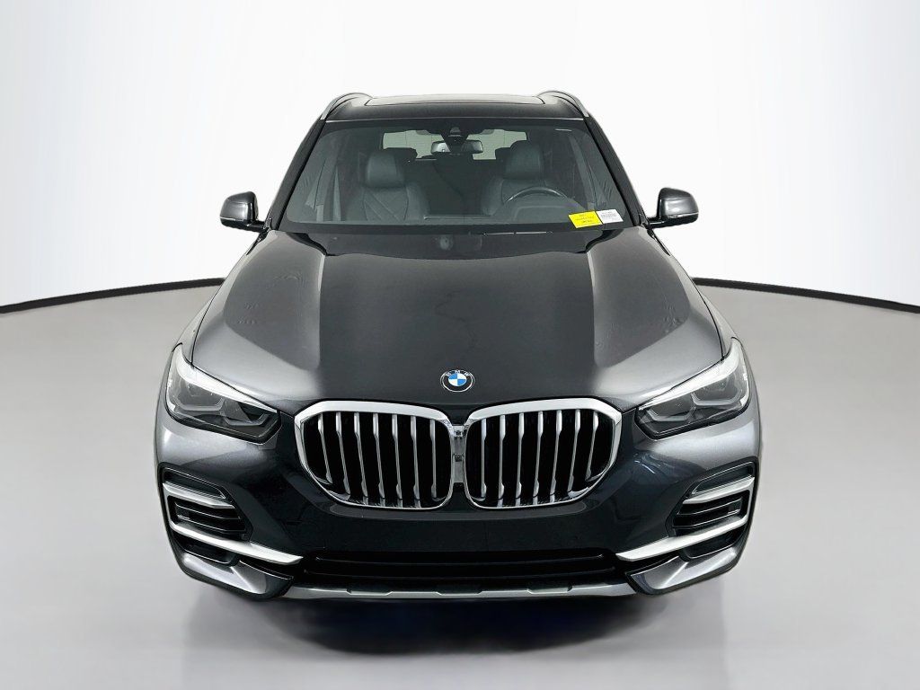 Used 2023 BMW X5 xDrive40i AWD/4WD image 2