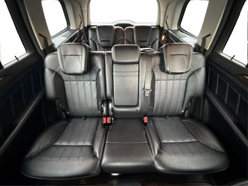 Used 2015 Mercedes-Benz GL 450 4MATIC w/ Parking Assist Package image 16