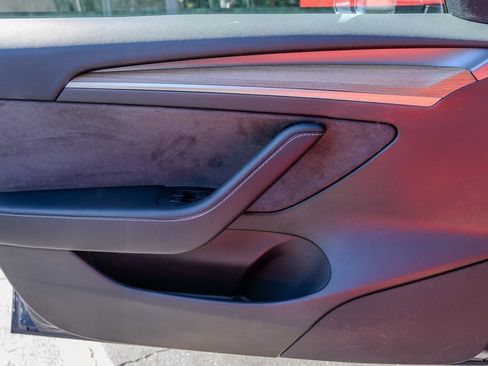 Used 2023 Tesla Model 3 Performance image 14