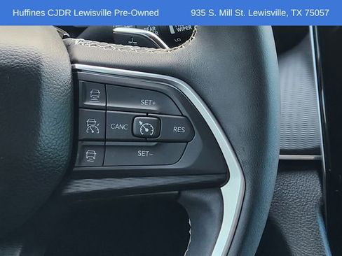 Used 2023 Jeep Grand Cherokee Altitude image 27