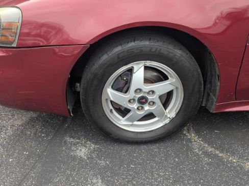 Used 2004 Pontiac Grand Prix GT2 w/ Leather Trim Pkg image 9