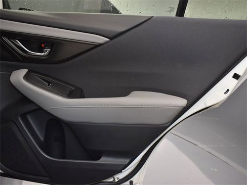 Used 2020 Subaru Outback Premium image 14
