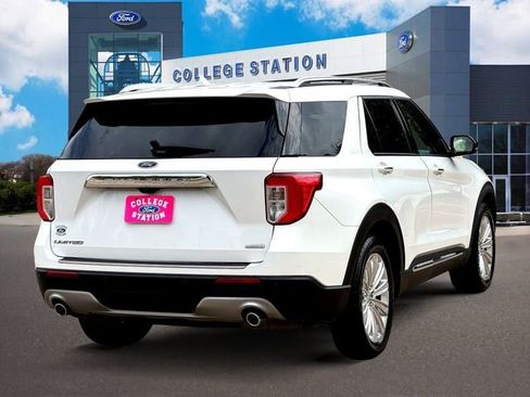 Certified 2020 Ford Explorer Limited image 4