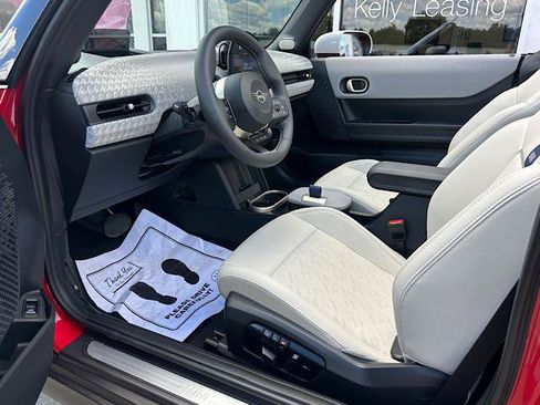 Used 2025 MINI Cooper S FWD image 14