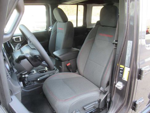 New 2026 Jeep Wrangler Unlimited Rubicon image 19