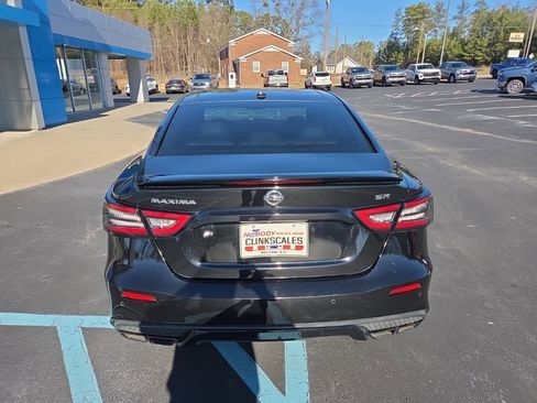 Used 2021 Nissan Maxima SR w/ Sport Mat Group image 7