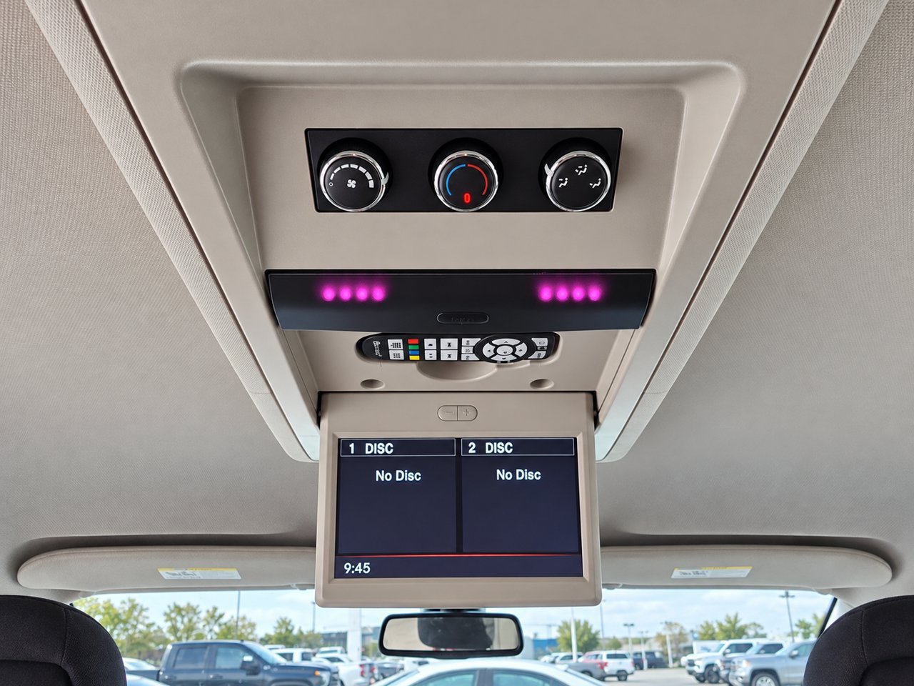 Used 2019 Dodge Grand Caravan SE FWD image 23