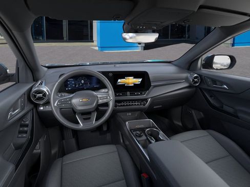 New 2026 Chevrolet Equinox LT w/ Convenience Package II image 15