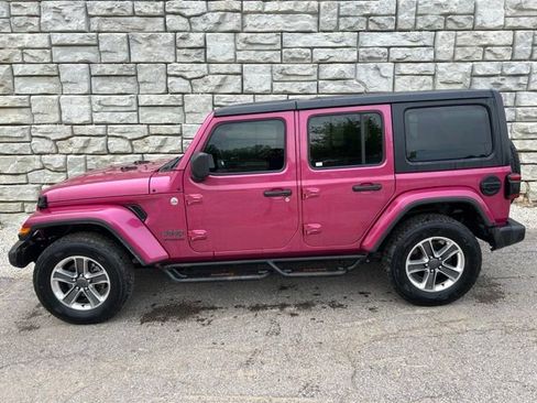 Certified 2021 Jeep Wrangler Unlimited Sahara w/ Dual Top Group AWD/4WD image 3