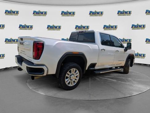 Used 2023 GMC Sierra 2500 Denali AWD/4WD image 3
