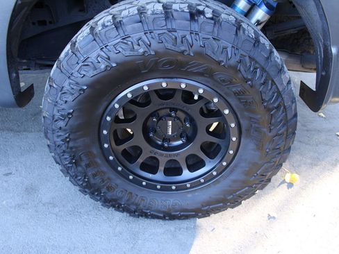 Used 2018 Ford F150 Raptor w/ Equipment Group 802A Luxury AWD/4WD image 17