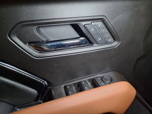 New 2026 GMC Canyon AT4 w/ AT4 Premium Package AWD/4WD image 16