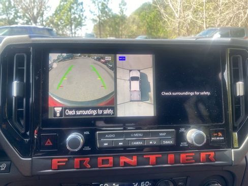 Used 2025 Nissan Frontier Pro-X w/ Pro Premium Package image 25