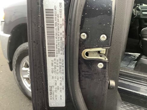 Used 2020 RAM 2500 Big Horn image 21