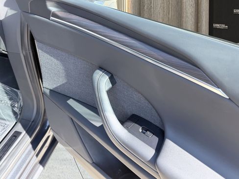 Used 2024 Tesla Model X Long Range image 54