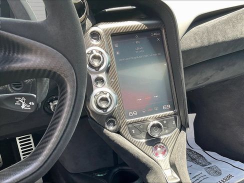 Used 2020 McLaren 720S Performance RWD image 8