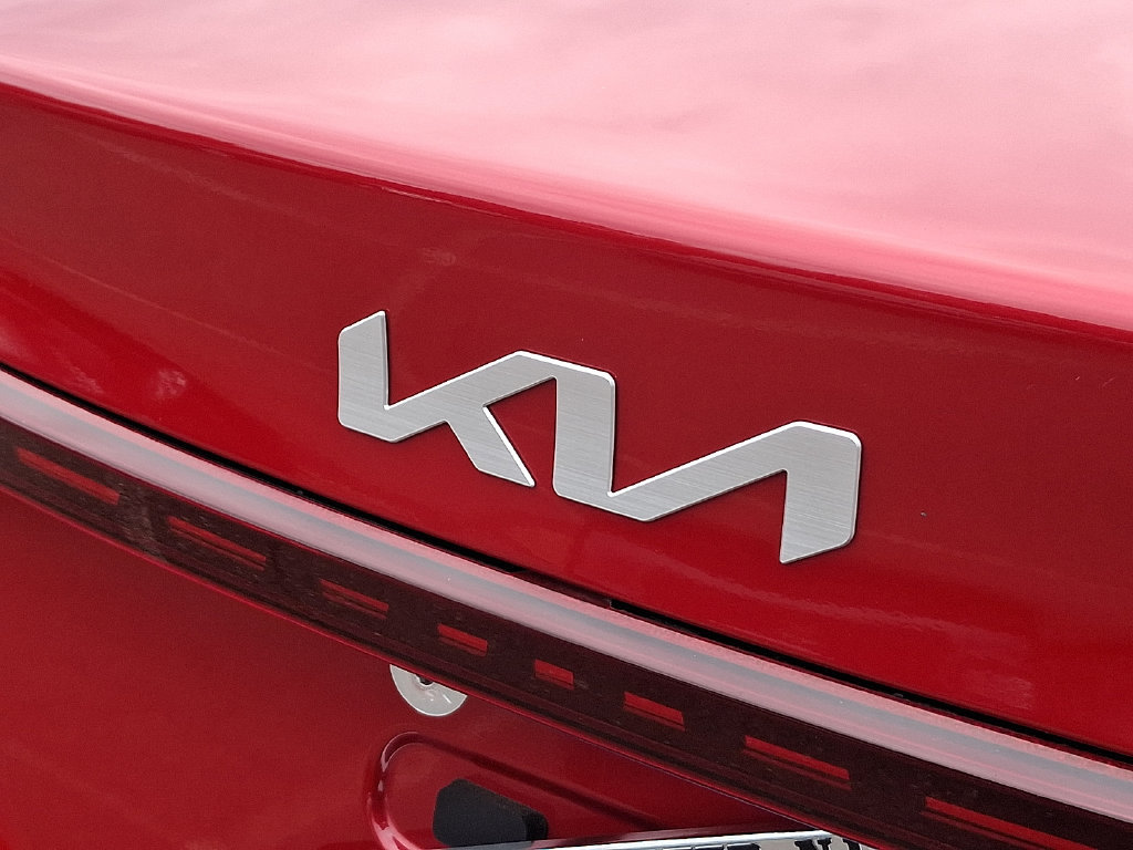Used 2024 Kia Forte LXS FWD image 30