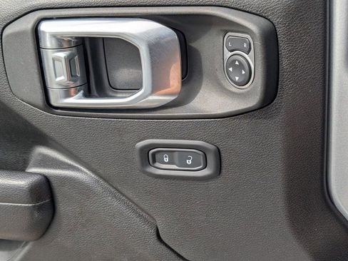 Certified 2022 Jeep Wrangler Unlimited Sport image 28