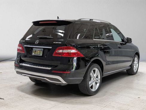 Used 2015 Mercedes-Benz ML 250 BlueTEC 4MATIC image 3