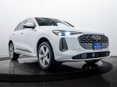 New 2025 Audi Q5 Premium Plus