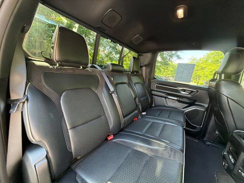 Used 2021 RAM 1500 Laramie w/ Sport Appearance Package AWD/4WD image 33