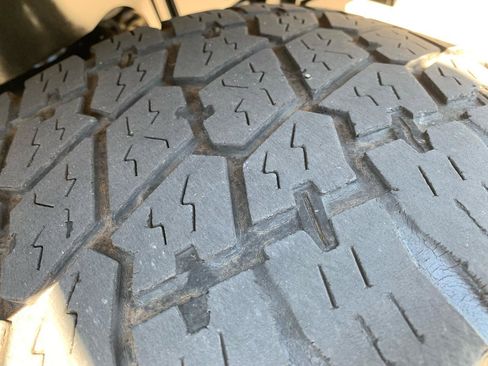 Used 2019 Jeep Wrangler Unlimited Sahara AWD/4WD image 12
