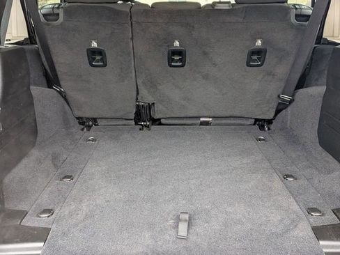 Used 2019 Jeep Wrangler Unlimited Sport S image 29