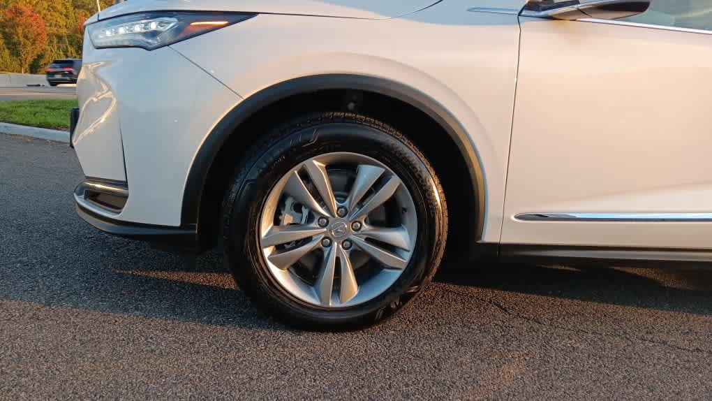 Used 2026 Acura MDX SH-AWD image 10