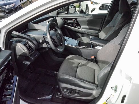 Certified 2025 Toyota bZ4X FWD image 19