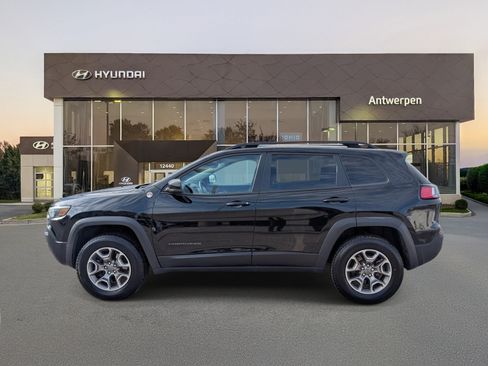 Used 2022 Jeep Cherokee Trailhawk AWD/4WD image 6