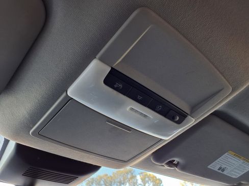 Used 2020 Nissan Sentra SR w/ Electronics Package image 23