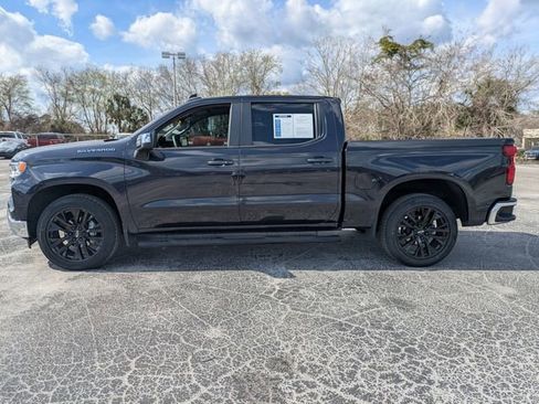 Used 2022 Chevrolet Silverado 1500 LT w/ Protection Package image 4