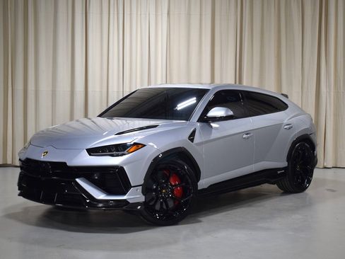 Used 2024 Lamborghini Urus Performante AWD/4WD image 1