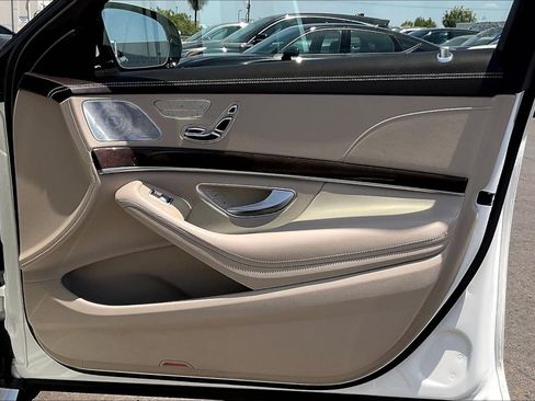 Used 2018 Mercedes-Benz S 450 Sedan image 20
