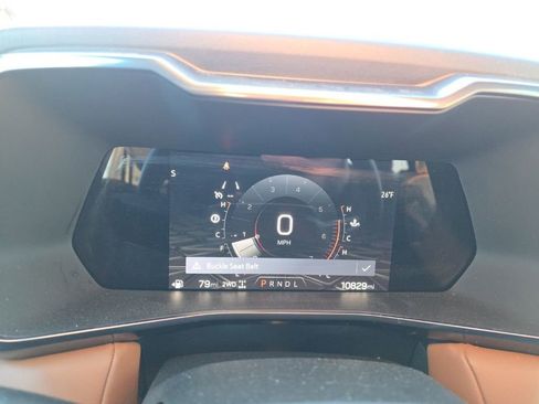 Used 2023 GMC Canyon AT4 image 46